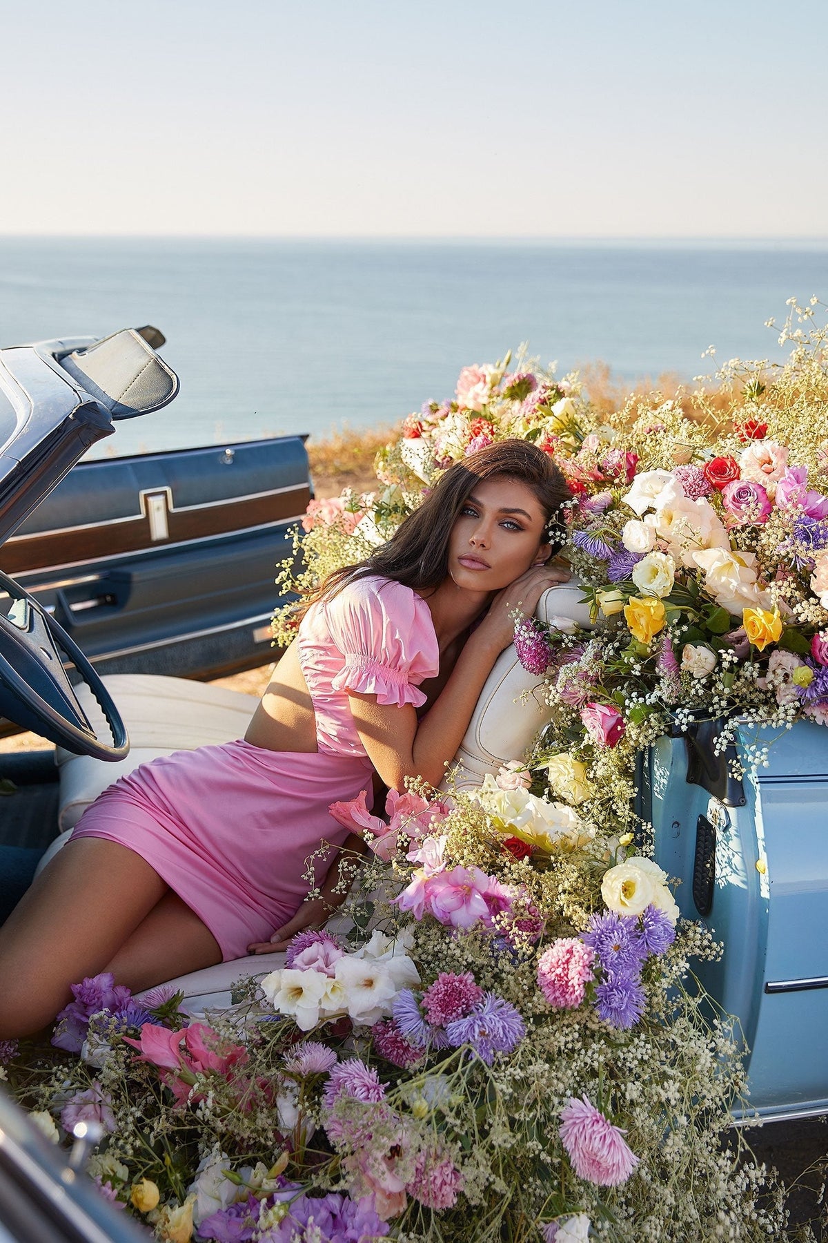 Riviera Dress - Pink Fitted Mini Dress with Cut-Out Waist & V-Neck