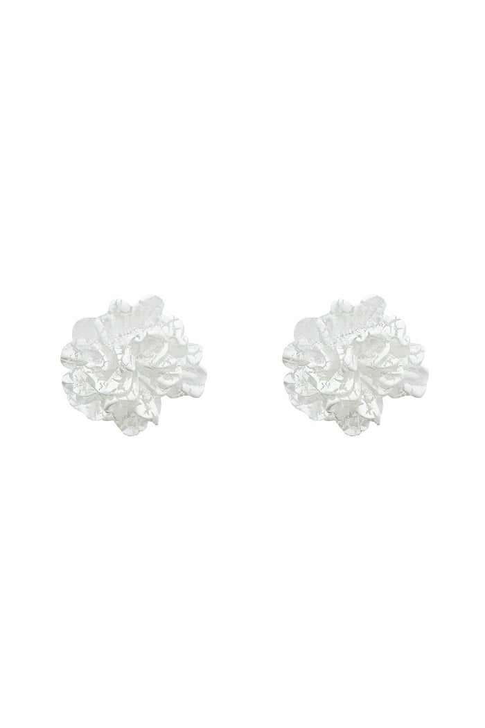 Alamour The Label Earrings Faith White Flower Studs Faith White Flower Studs | Afterpay | Klarna | Zip Pay