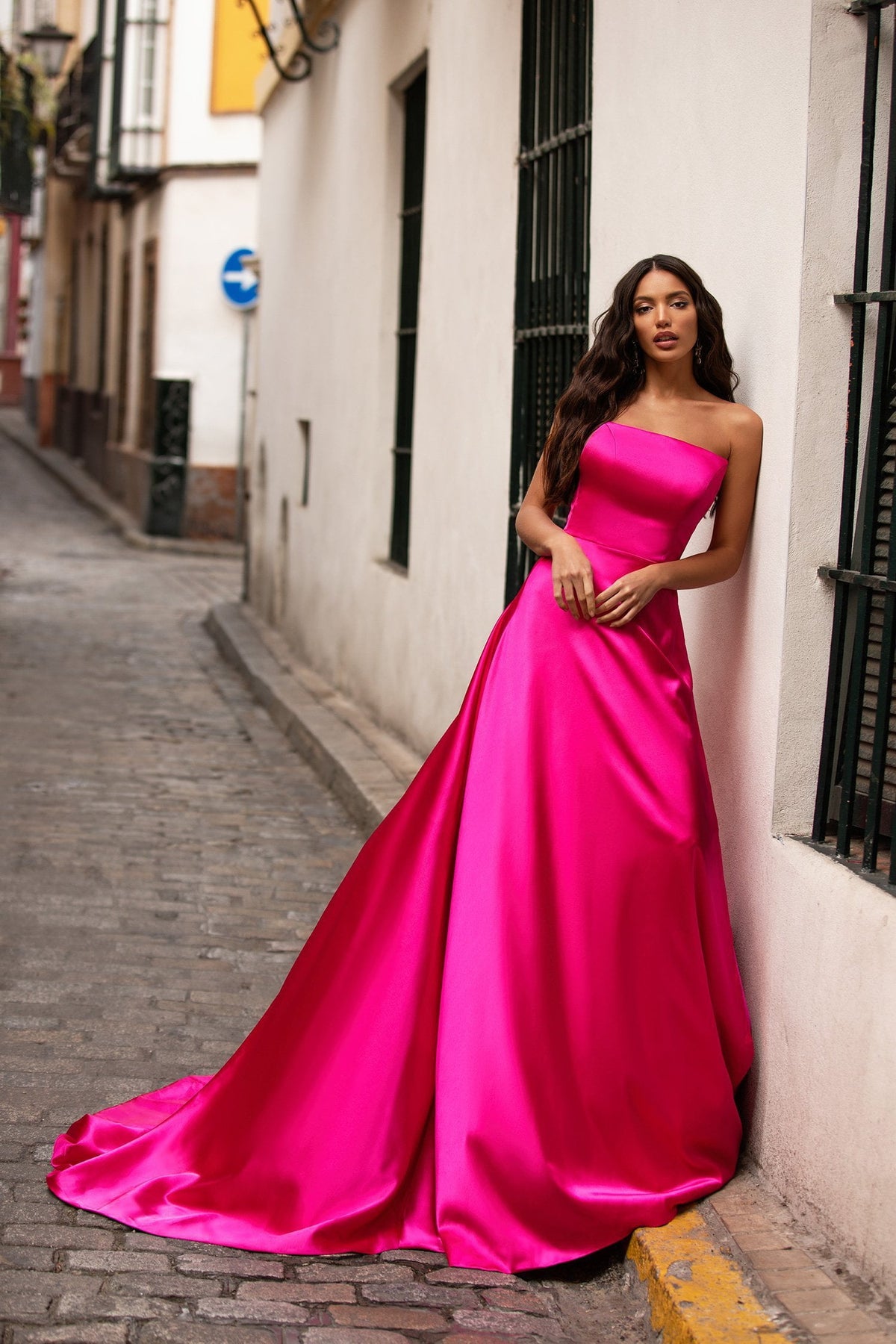 Buy Fuchsia Pink Dresses for Women by MARTINI Online | Ajio.com